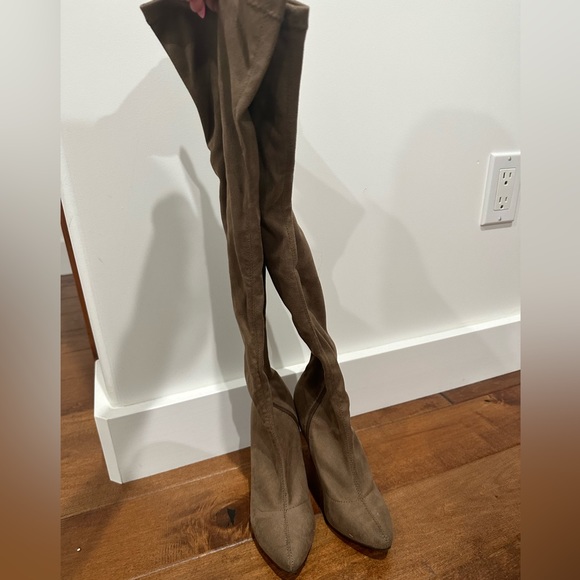 Suede Over The Knee Boots - Picture 2 of 6